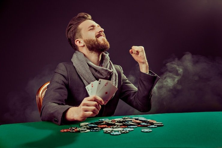 Dashboard Program Loyalitas supremacy menampilkan tingkat keanggotaan dan progress ke tingkat berikutnya